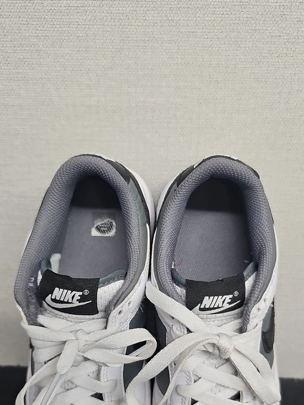 NIKE DUNK LOW SMOKE GREY YOUTH SNEAKERS BFPM-06-086 - Picture 4 of 10